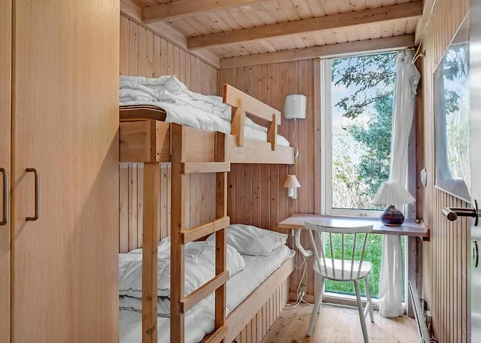 בית נופש 3 Bedroom In *