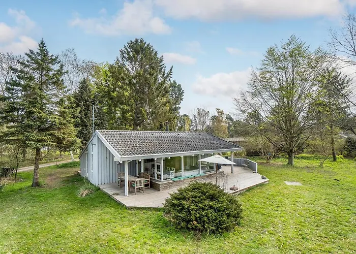 3 Bedroom In *
